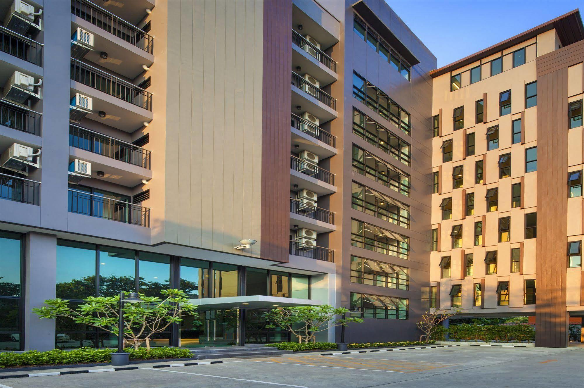 Livotel Hotel Lat Phrao Bangkok Kültér fotó